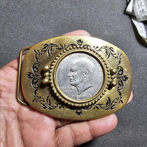 Vintage 1978 Baron Buckles Solid Brass With 1974 Eisonhower Dollar Coin Buckle u